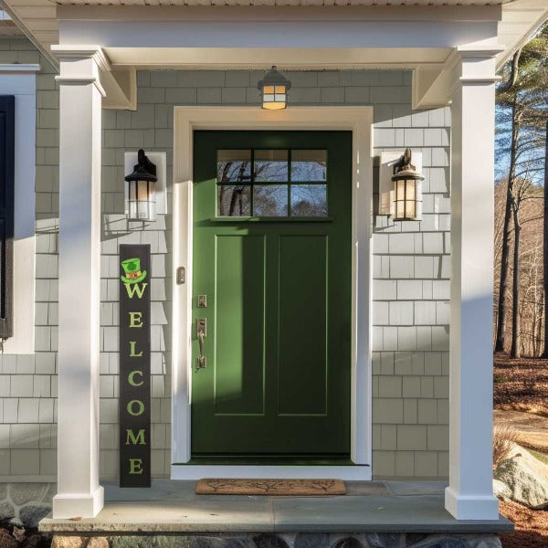 Leprechaun hat chalkboard stencil for St. Patrick's Day crafts